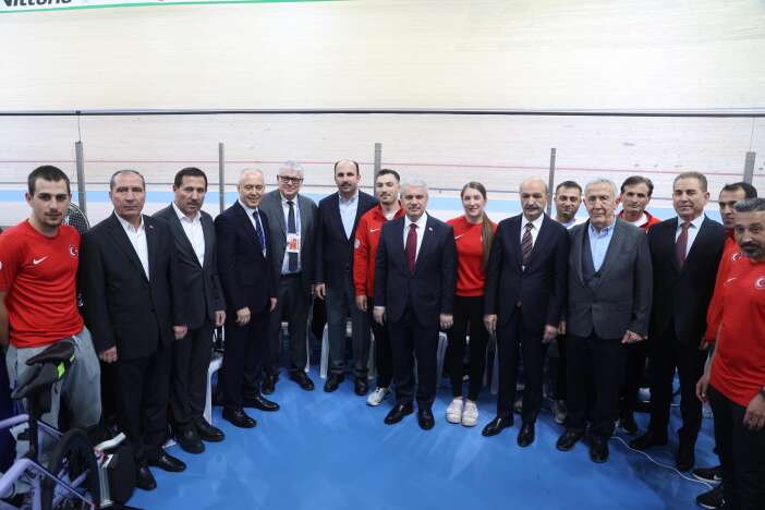 avrupa-bisikletinin-kalbi-konyada-atiyor-dev-sampiyonada-ikinci-gun