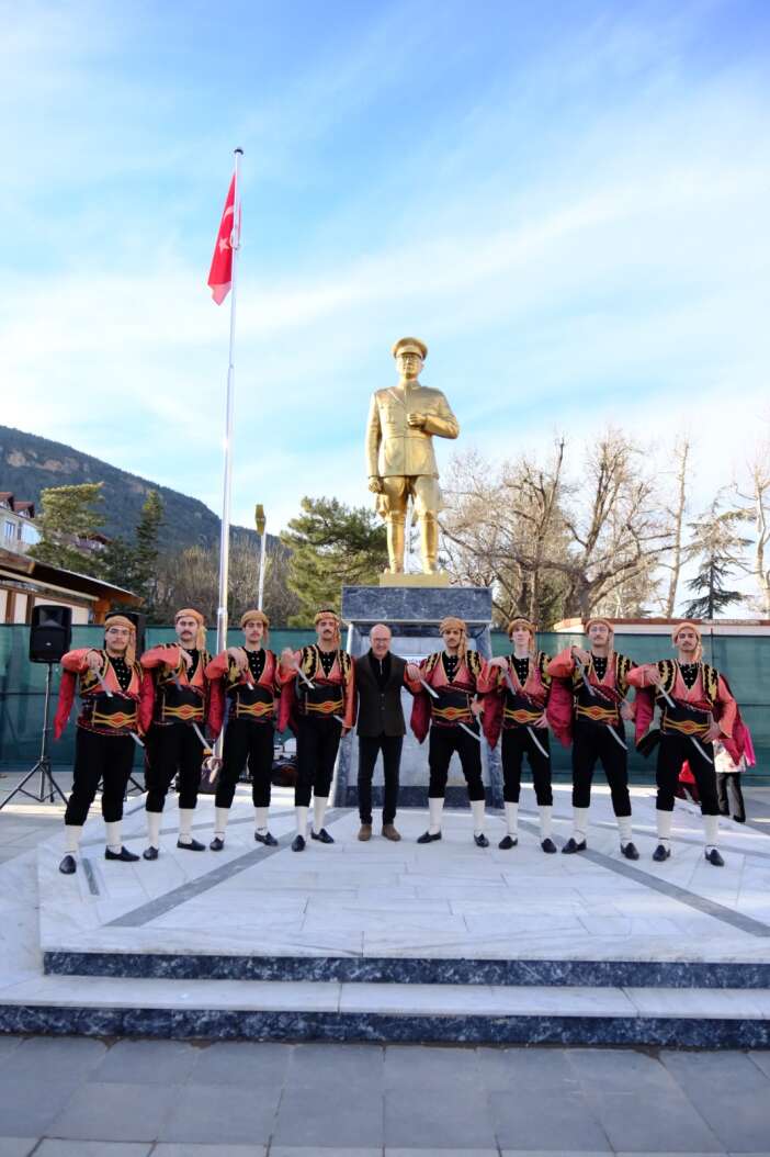 konyada-aksehir-universiteliler-kis-senligi-sona-erdi