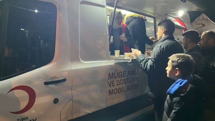 konyada-berat-kandili-camilerde-dualarla-idrak-edildi