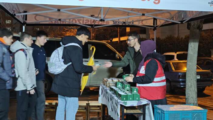 konyada-berat-kandili-camilerde-dualarla-idrak-edildi
