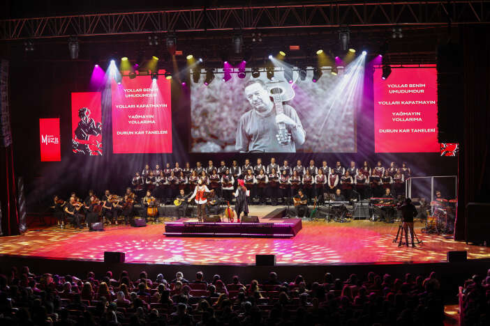 konyada-kayahan-ruzgari-esti