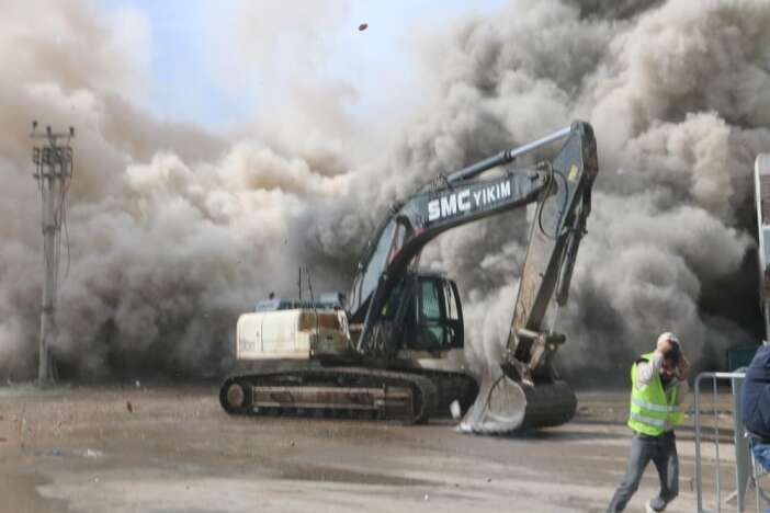 6-subat-depreminin-gercek-yuzunu-yikim-firmasi-gozler-onune-serdi