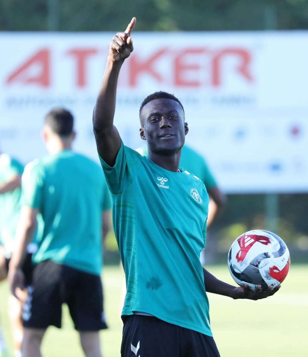 eski-konyasporlu-ndaonun-cezaevi-sureci-aileyi-derinden-etkiliyor