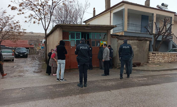 inceledigi-tufek-ates-aldi-veteriner-omer-selvi-karnindan-vuruldu-karaman