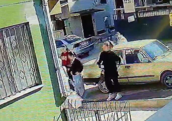 konyaya-calismaya-geldi-komsusundan-aldigi-telefonla-neye-ugradigini-sasirdi