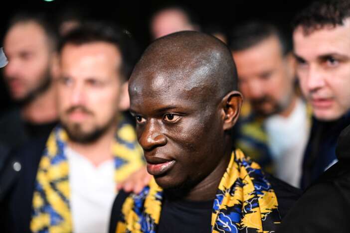fenerbahcenin-yeni-transferi-ngolo-kante-istanbulda