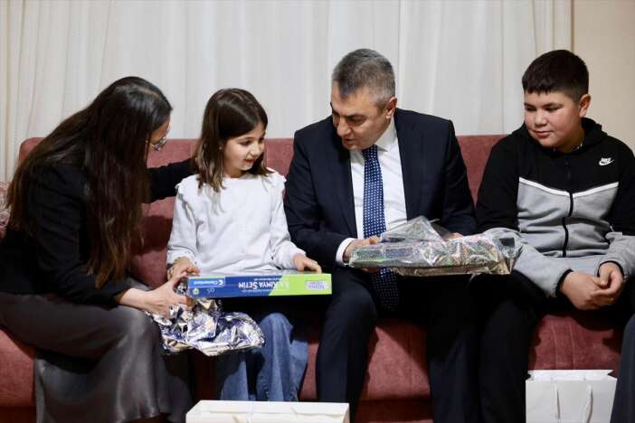 enkazdan-72-saatte-kurtulan-hazal-kutsal-topraklara-gidiyor