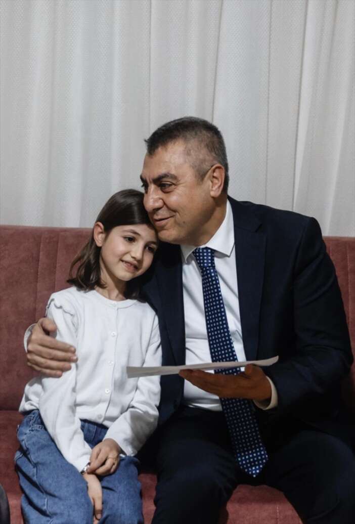 enkazdan-72-saatte-kurtulan-hazal-kutsal-topraklara-gidiyor