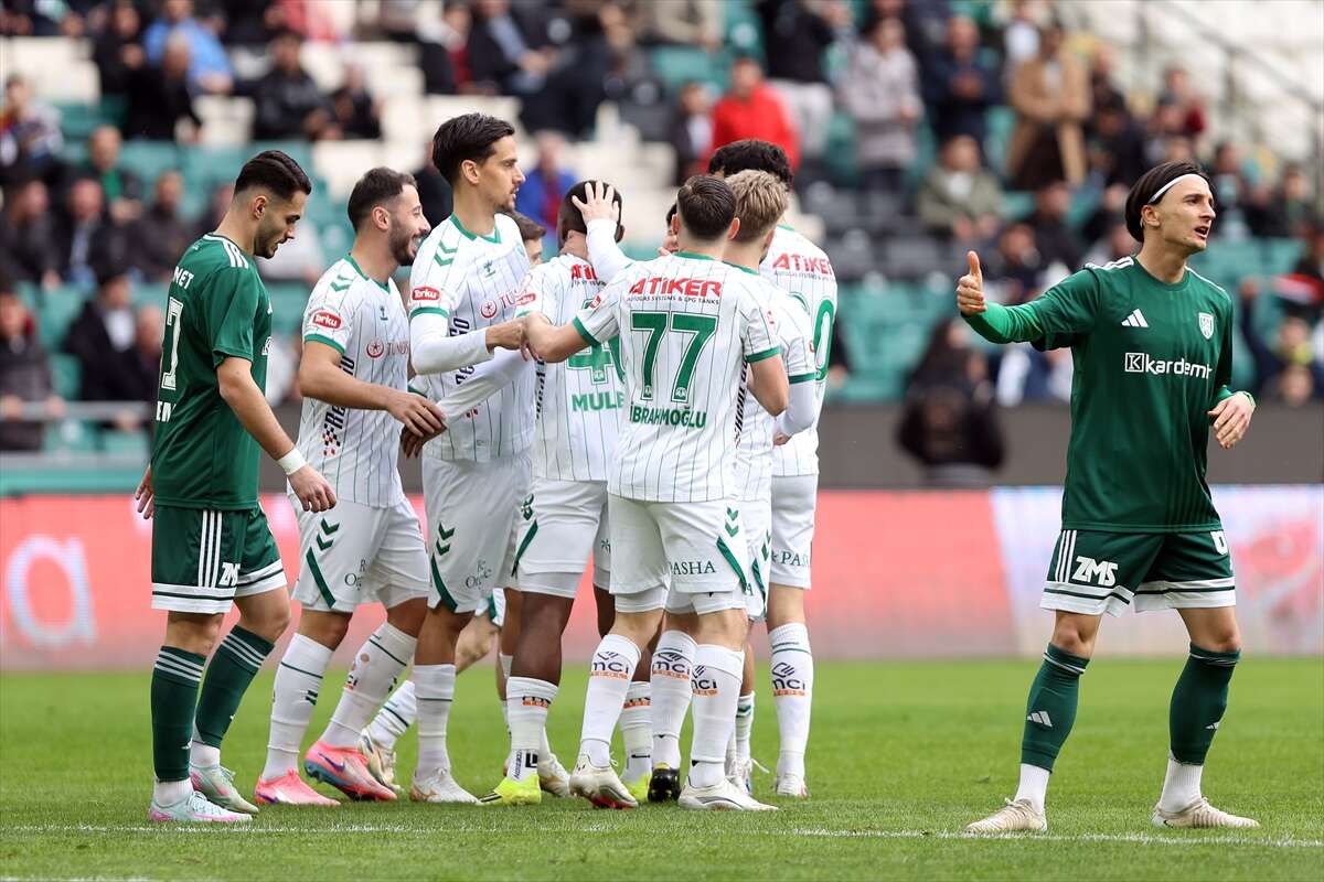 konyaspor-cagdas-atansiz-ciktigi-ilk-maci-5-0-kazandi-ceyrek-final-garanti