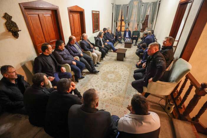 meramda-her-mahallenin-ikinci-bir-muhtari-var