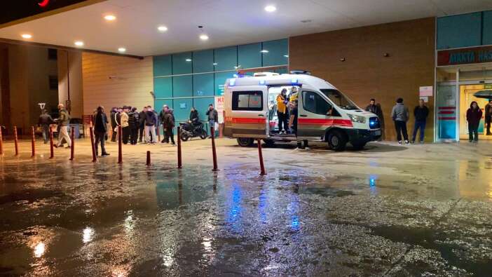 1-bucuk-yasindaki-bebek-kaynar-suyla-yandi