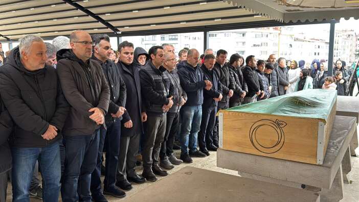 hali-sahada-facia-43-yasindaki-ogretmen-hayatini-kaybetti