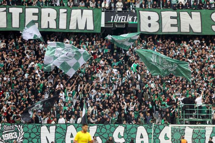 ilhan-paluttan-net-mesaj-konyaspor-daha-iyisini-yapacak