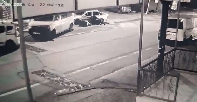 kiraathane-cikisinda-silahli-saldiri-2-kisi-agir-yaralandi