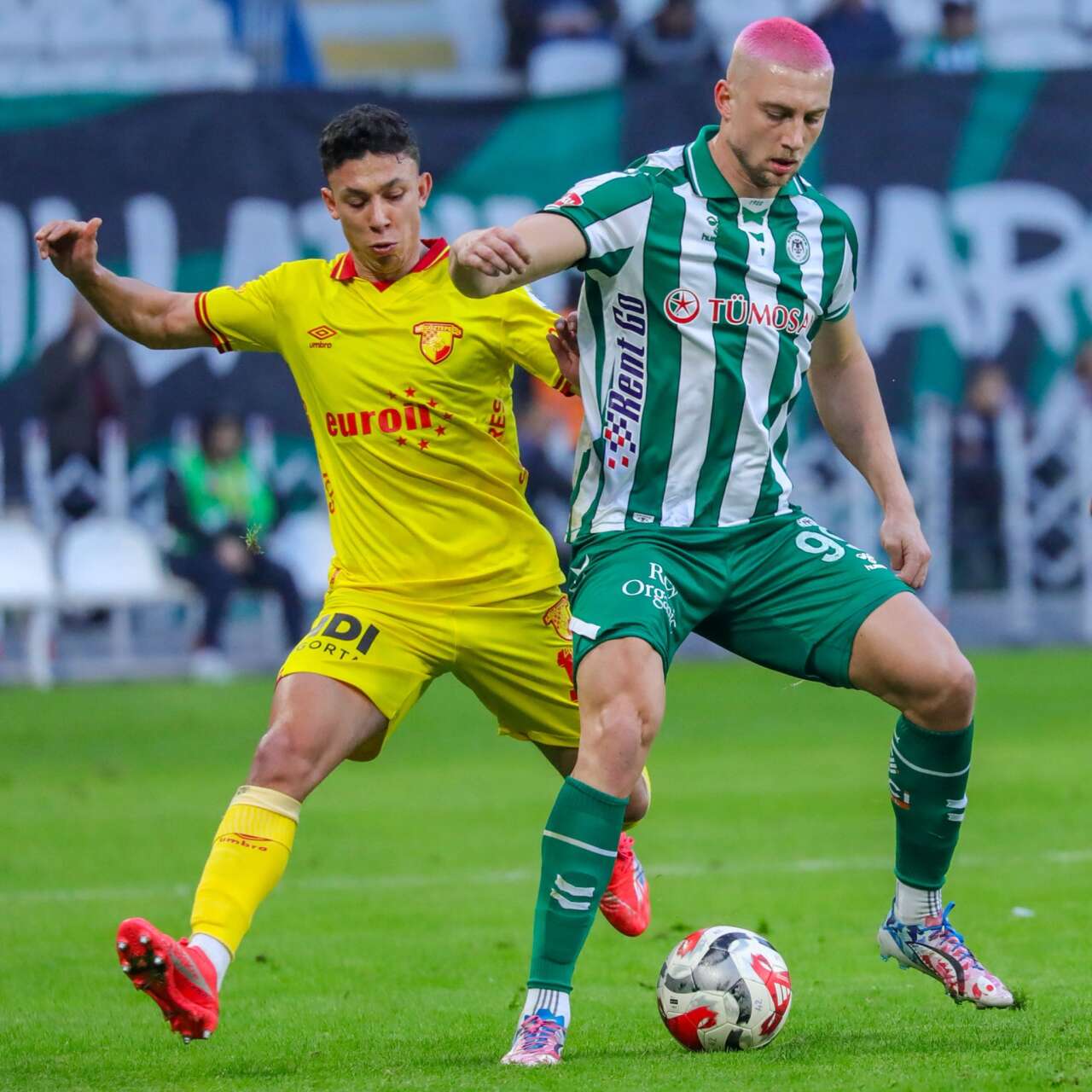 konyasporda-ilhan-palut-donemi-golsuz-beraberlikle-basladi-181196h