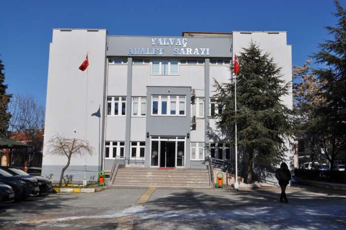 28-yasindaki-fatmayi-16-bicak-darbesiyle-olduren-esinin-ifadesi-kan-dondurdu