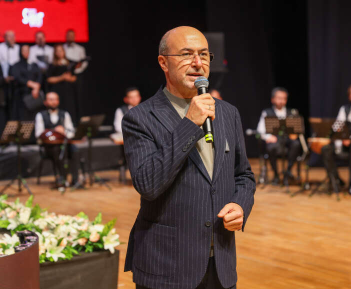 turk-sanat-muzigi-asigi-konyalilar-selcuklu-kongre-merkezine-akin-etti