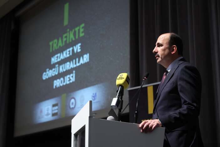 konyali-cocuklar-nezaket-icin-yaristi