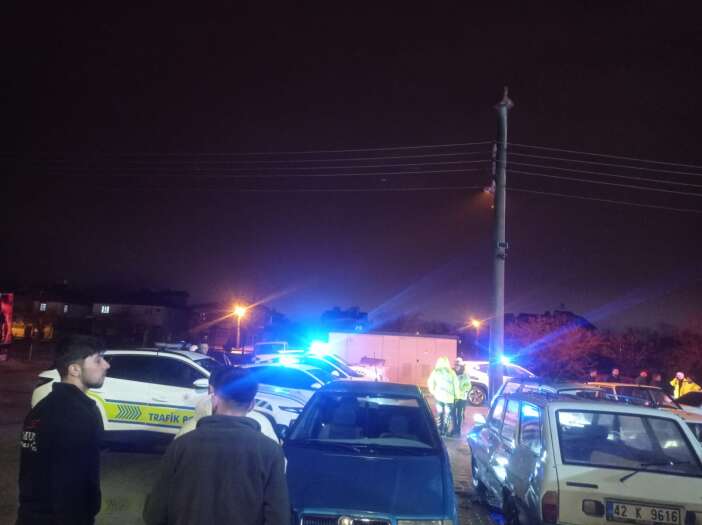 konyada-dur-ihtarina-uymayan-suruculer-ortaligi-birbirine-katti