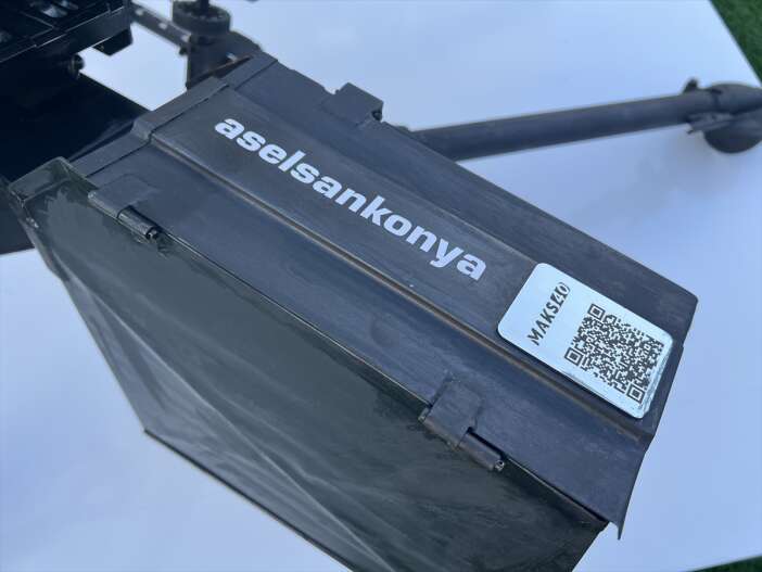 aselsan-konya-yurt-disinda-otomatik-bomba-atariyla-boy-gosterdi