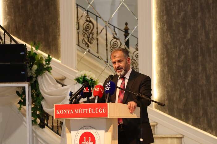 diyanet-isleri-baskan-yardimcisi-demir-konyali-hayirseverlerle-bulustu