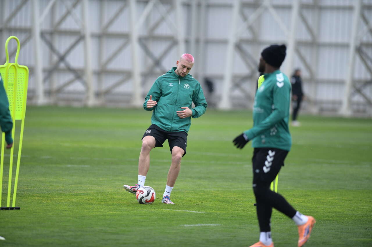 konyaspor-kritik-mac-oncesi-taktik-calisti