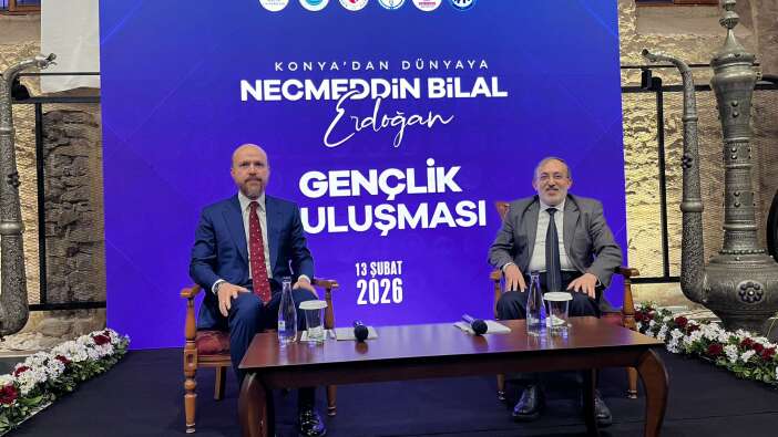 bilal-erdogan-konyada-bulustugu-genclere-evlilik-ve-cocuk-cagrisi-yapti