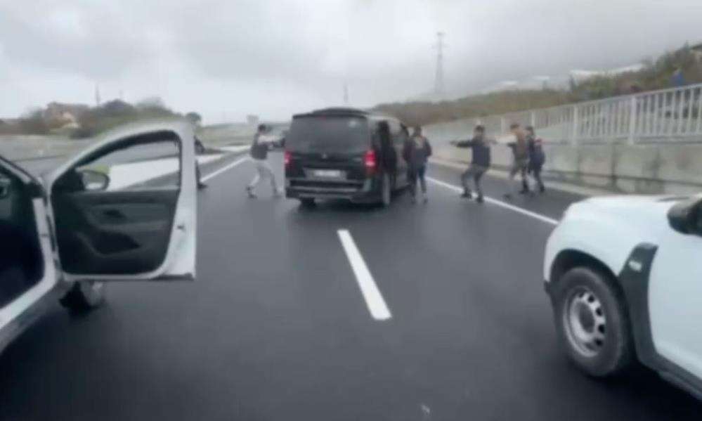 film-gibi-kripto-para-vurgunu-silahla-eve-girip-18-bin-euro-aktardilar