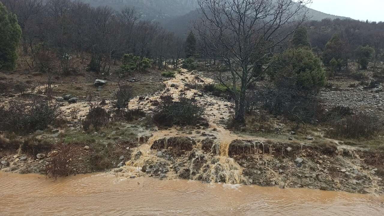 konyada-saganak-sonrasi-golet-tasti-tarim-arazileri-sular-altinda