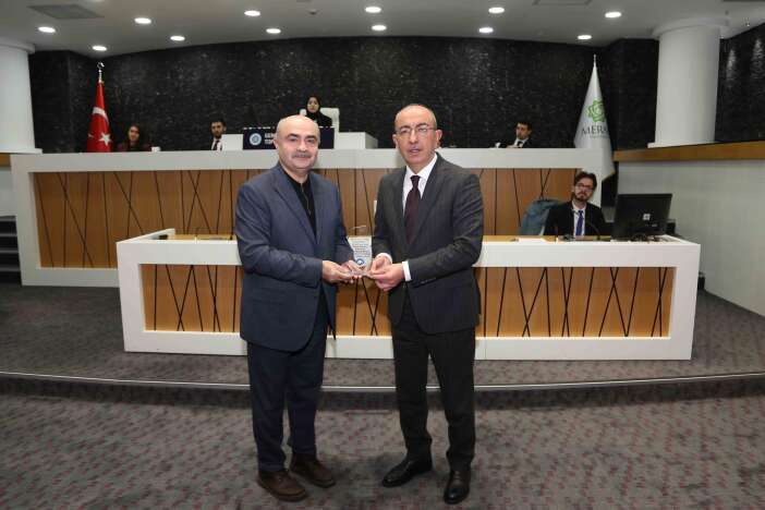 meram-belediyesi-gelecegin-siyasetcilerine-kapilarini-acti