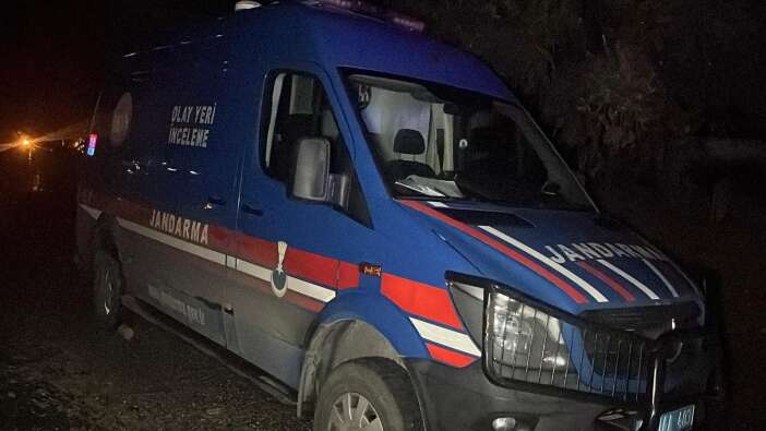 seyir-halindeki-otomobile-silahli-saldiri-hasan-cakmak-hayatini-kaybetti