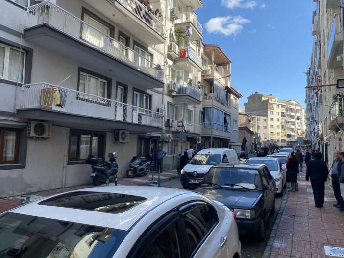 14-subat-katliami-uyurken-karisinin-bogazini-kesti-babaannenizi-oldurdum