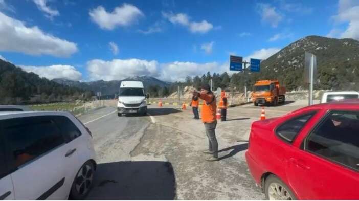 konya-antalya-yolu-hala-acilmadi-demirkapi-1-hafta-kapali-kalabilir