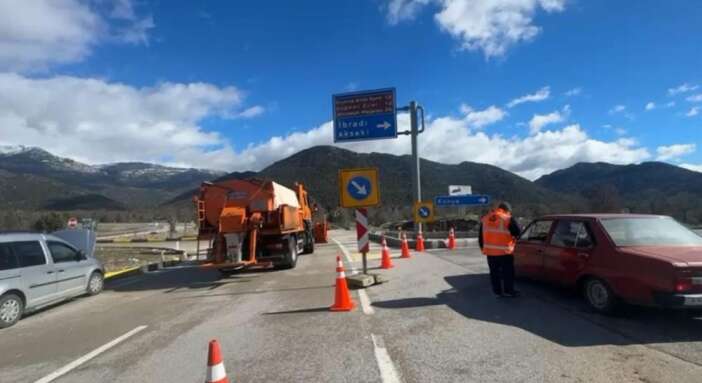 konya-antalya-yolu-hala-acilmadi-demirkapi-1-hafta-kapali-kalabilir
