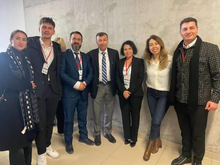 konyada-dijital-caga-felsefi-nester-hakikat-arayisinda-gencler-bulustu