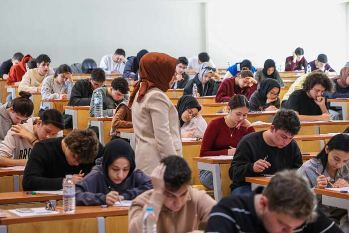 kto-karatayda-tyt-provasi-5-bin-kisi-sinav-deneyimi-yasadi