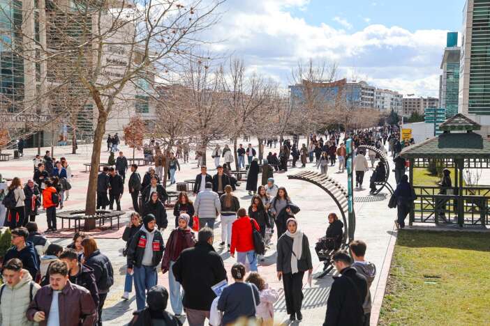 kto-karatayda-tyt-provasi-5-bin-kisi-sinav-deneyimi-yasadi