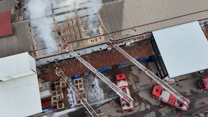 toptancilar-sitesinde-yangin-cikti