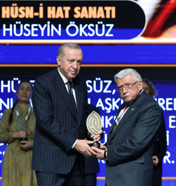 yasayan-insan-hazinesi-huseyin-oksuz-konyada-yetistiriyor