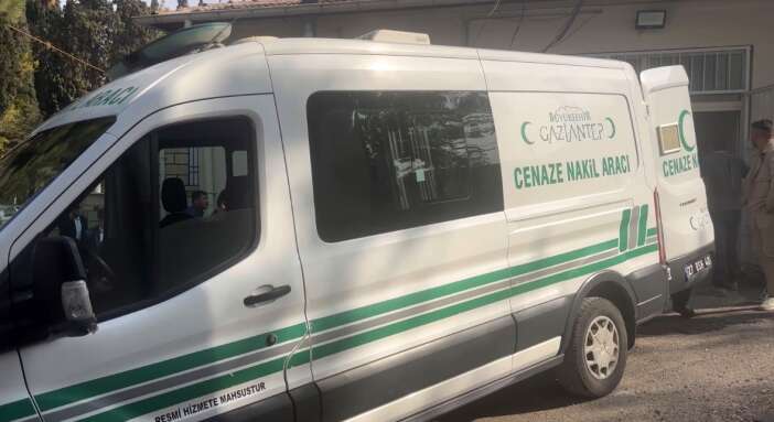 dugun-salonu-onunde-silahli-saldiri-23-yasindaki-volkan-durmus-oldu