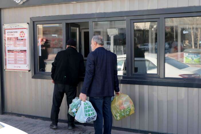 konyada-atigini-getir-ekmegini-gotur-kampanyasi-basladi