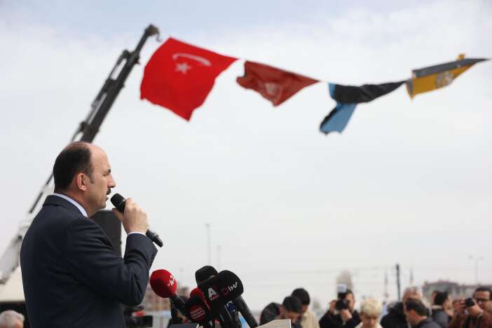 baskan-altay-duyurdu-konyanin-kilit-kavsaginda-bekleme-suresi-kisaliyor