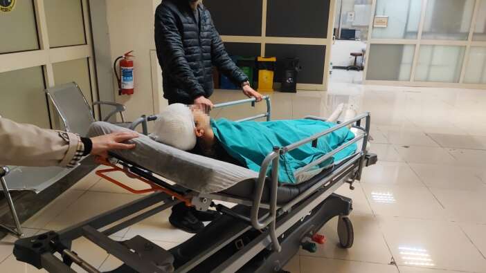 ekmek-almaya-giderken-sokak-kopekleri-saldirdi