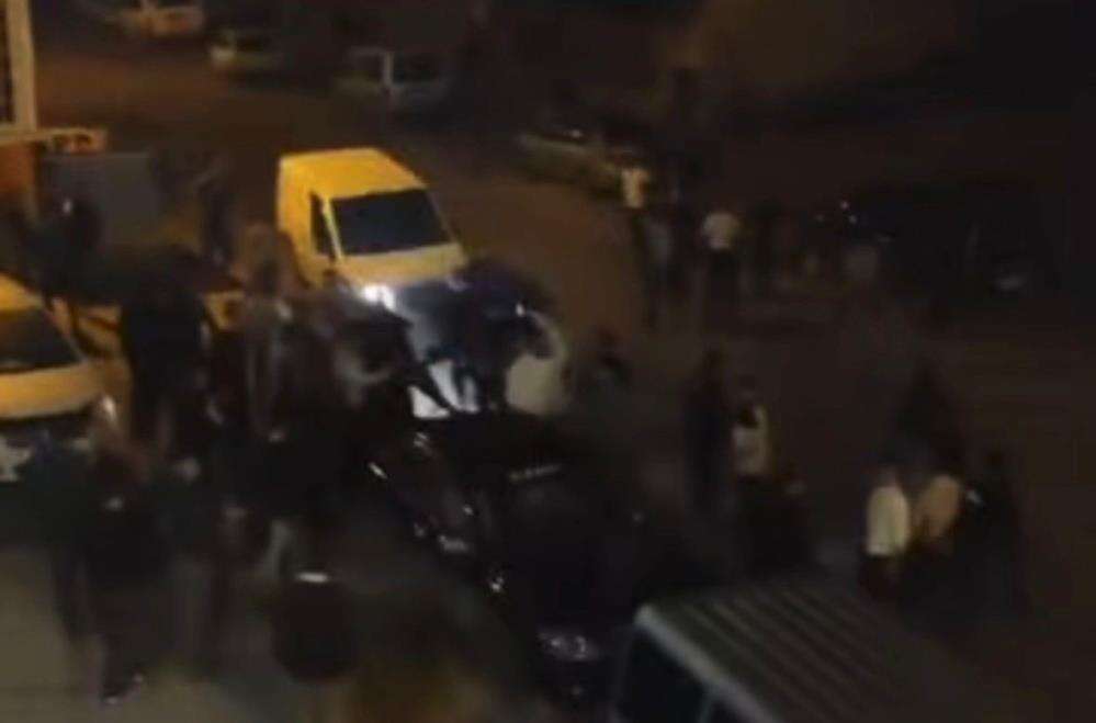 kavga-eden-yabanci-uyruklulari-araciyla-boyle-ezdi