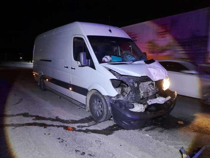 motosiklet-ile-minibus-carpisti-1-kisi-oldu