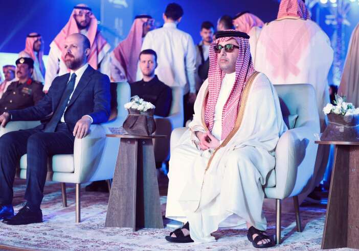 necmeddin-bilal-erdogan-peygamberin-izinde