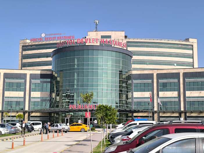 devlet-hastanesindeki-sahte-recete-cetesi-cokertildi-7-gozalti