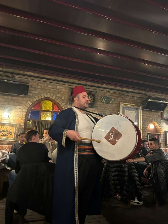 konyada-bu-mekan-ramazan-gelenegini-yasatmaya-devam-ediyor