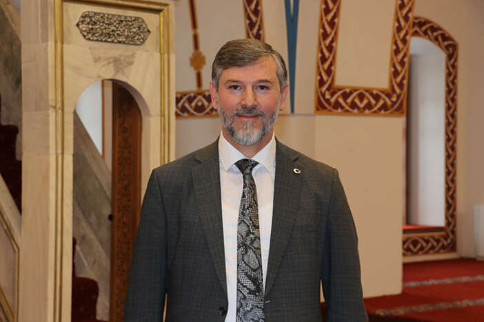 konyanin-restore-ettigi-habib-i-neccarda-ilk-teravih-heyecani