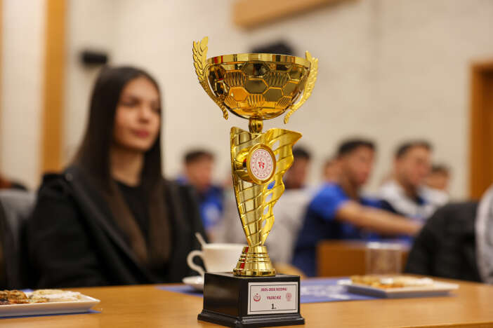 konyanin-sampiyon-sporculari-baskan-pekyatirmaci-ile-bir-araya-geldi